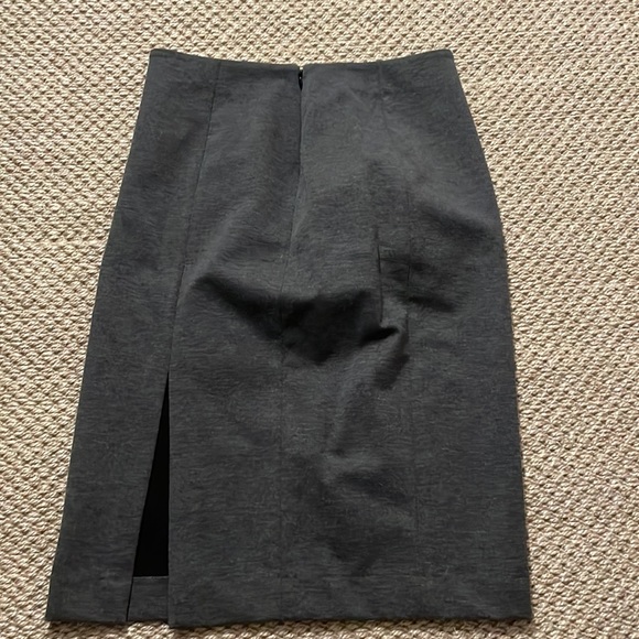 Banana skirt - Picture 3 of 3